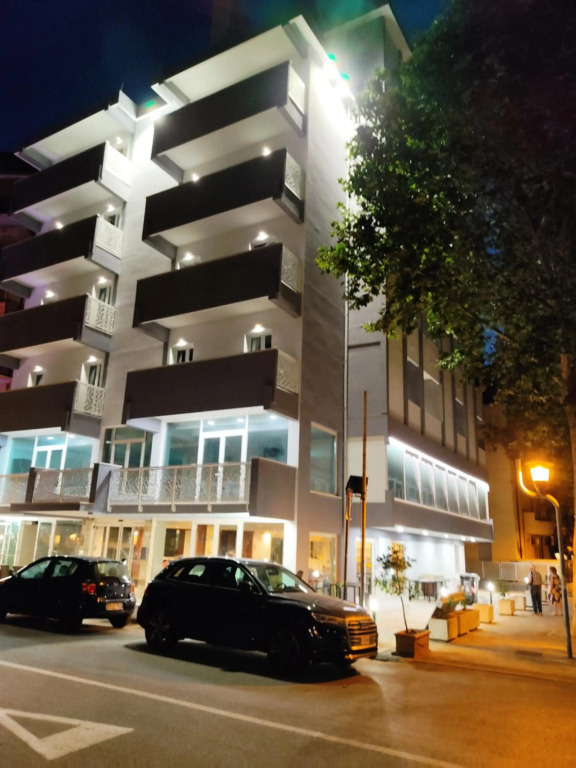 Hotel Caravel Park
