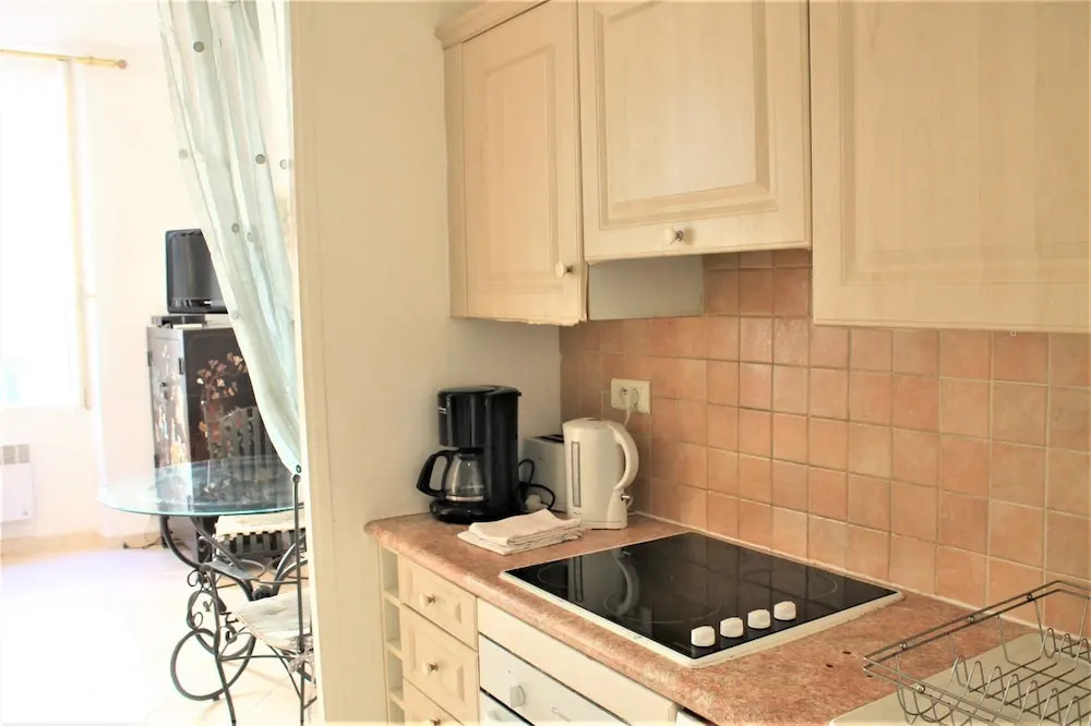 British Style and Central 1 Bedroom