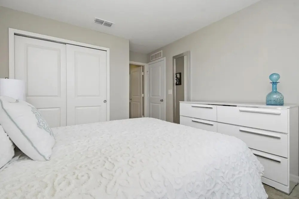 Stunning 4 Bd w Gameroom Close to Disney 5110