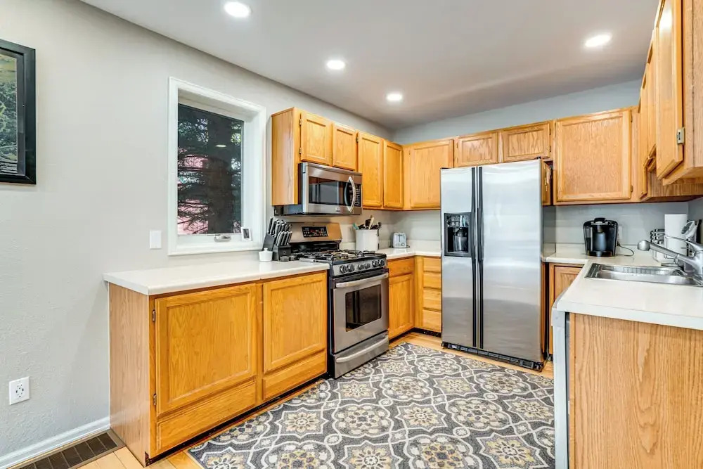 < 1 Mi to Dtwn: Creekside Frisco Home w/ Fire Pit
