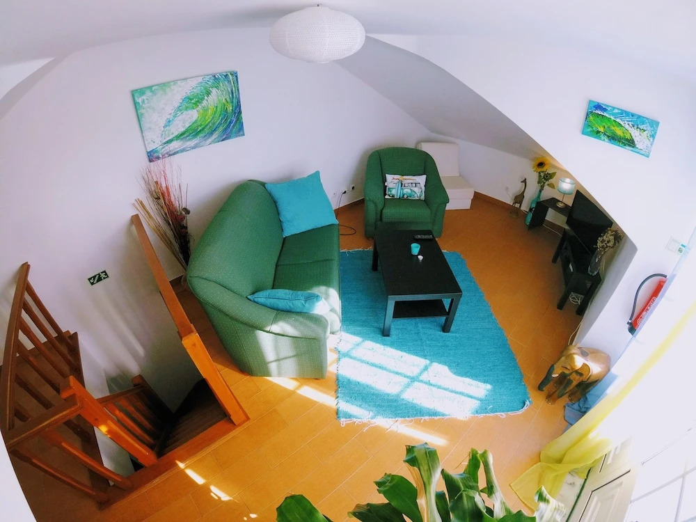 Peniche Surf Lodge 1