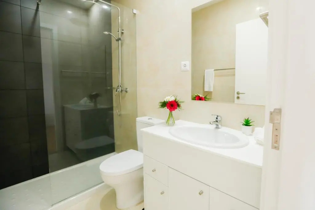 2 Towers Apartment