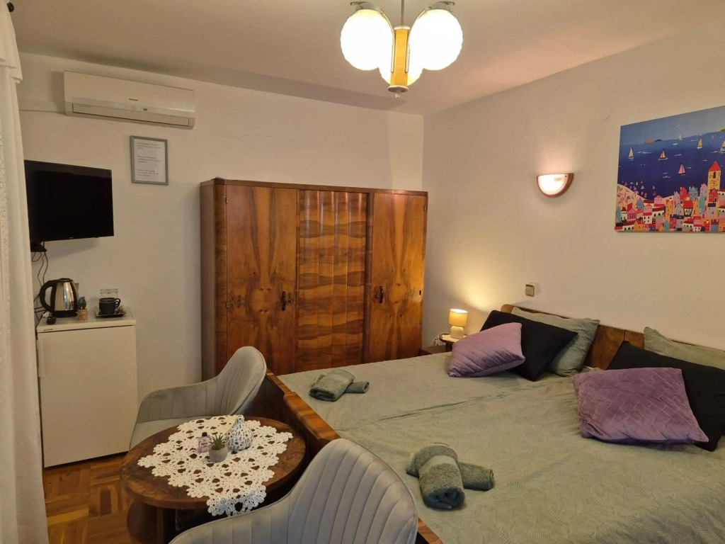 Lovely 2-bedroom apartment in Novi Vinodolski