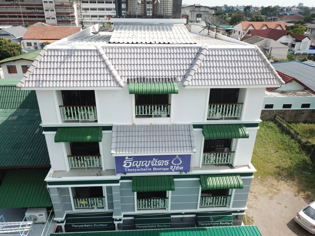 Thanyachatra Boutique.