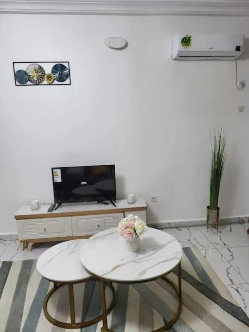 Bel appartement neuf et meublé avec parking gratuit