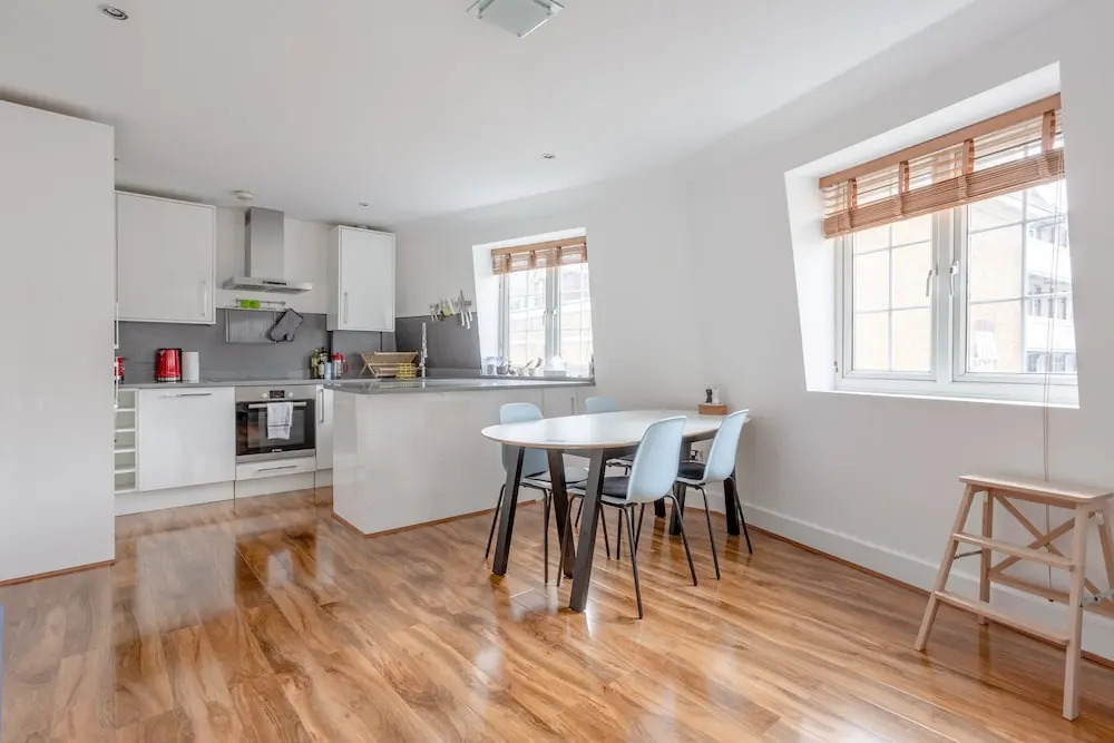 Modern And Central 2 Bedroom Apartment Close to Euston Station