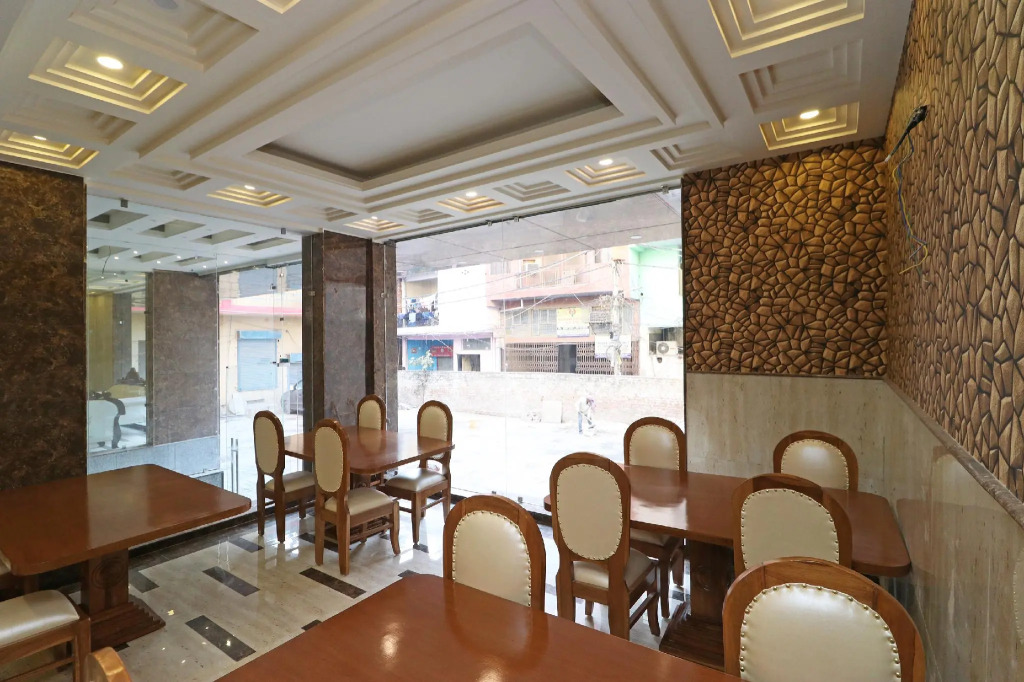 Capital O 11690 M Suites