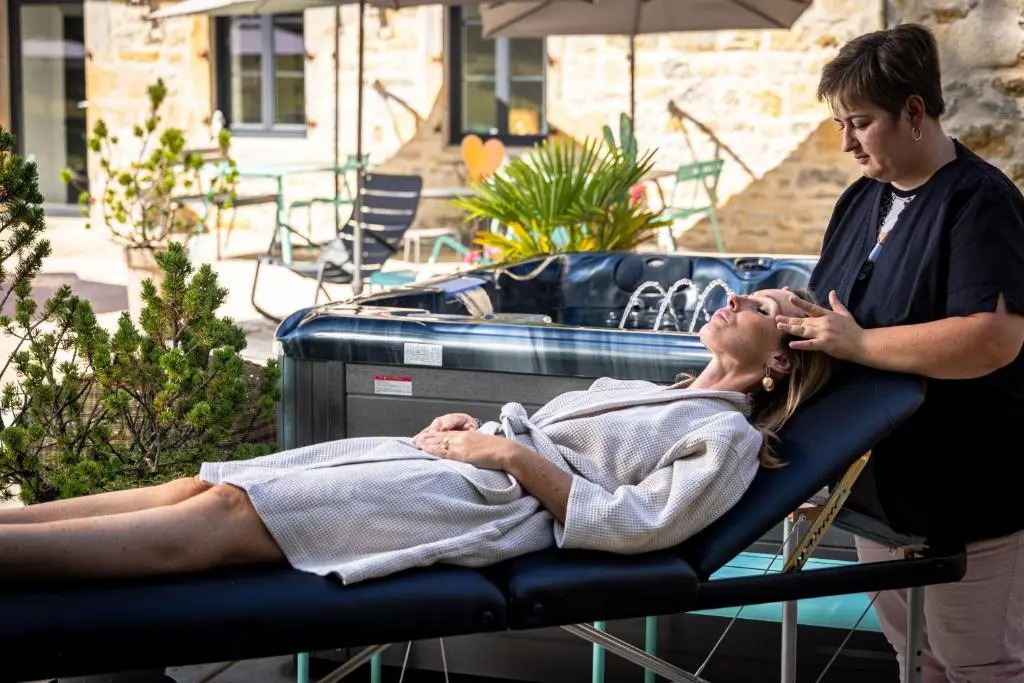 Le 49 Côté Parc & SPA