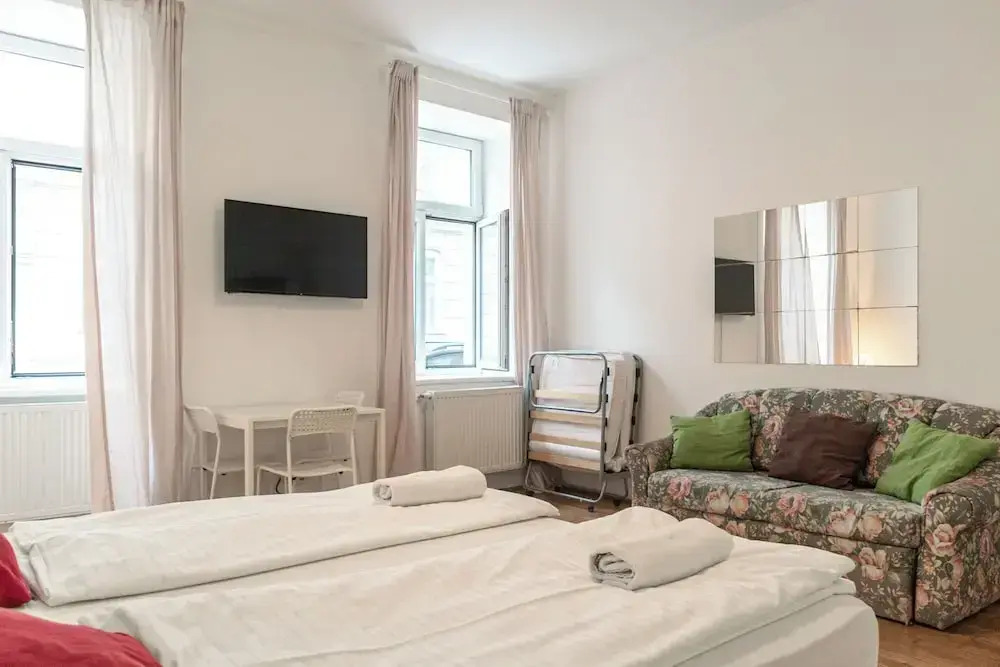 Affordable Private Room Easy City Access