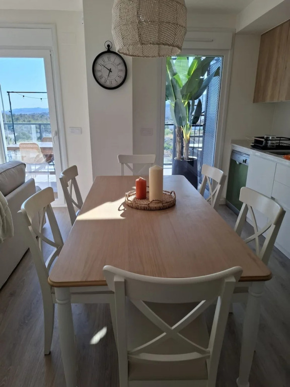 Residencial Breeze 1A by Bookaparadise