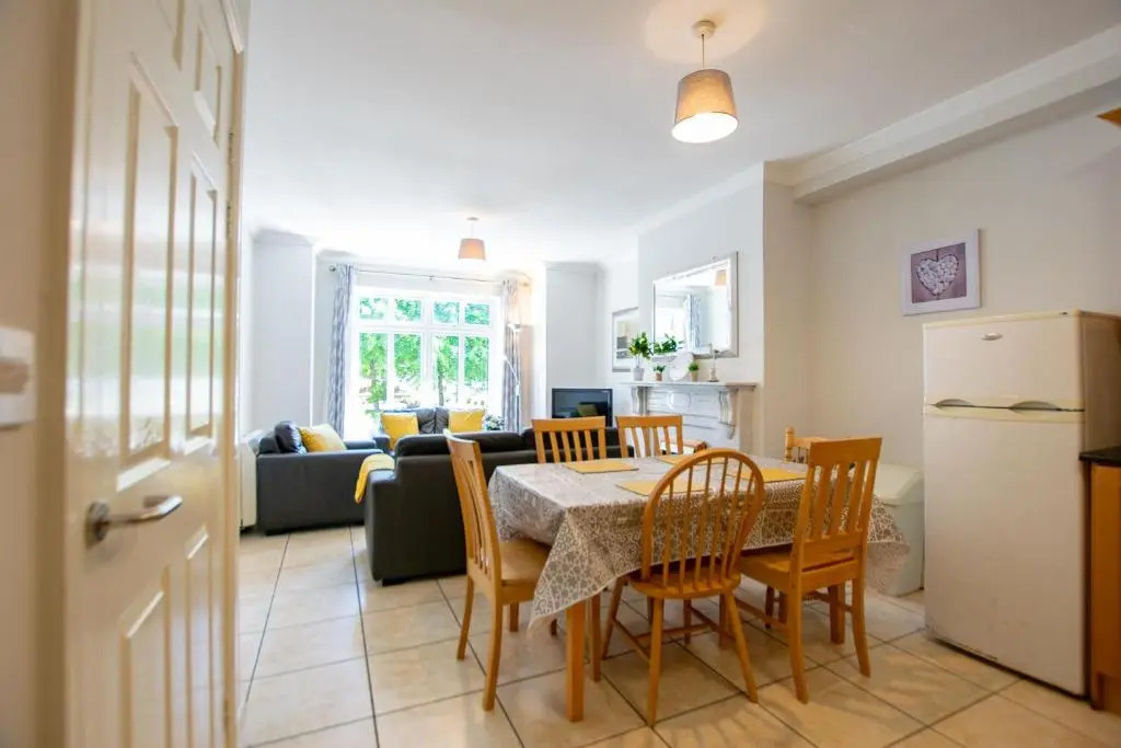 The Townhouse at Gort Na Coiribe By Shortstays
