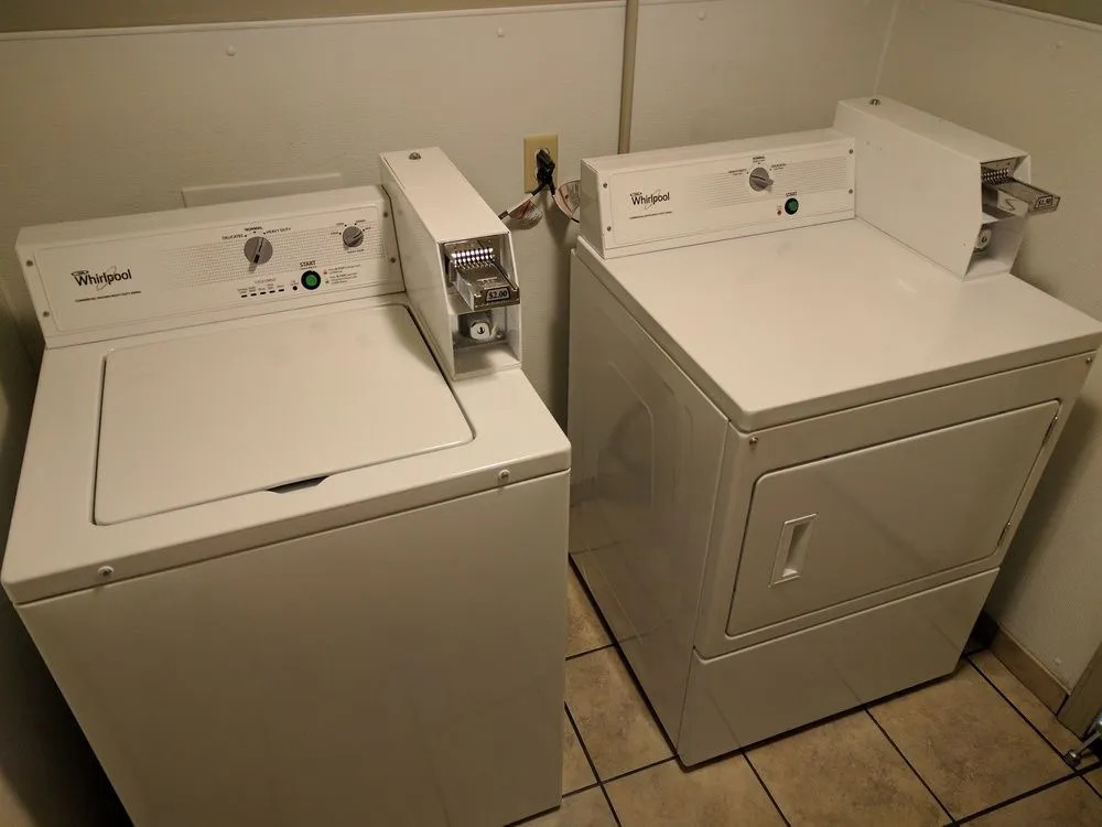 Budget Inn & Suites