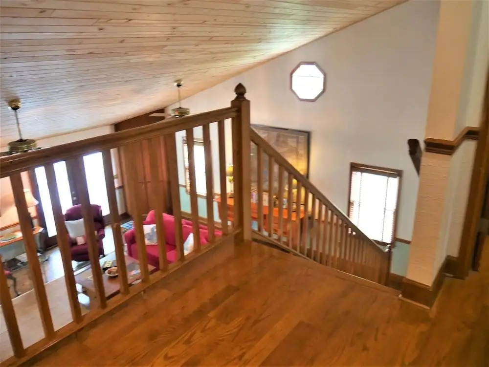 Gray House at Pawleys - 3 Br Home