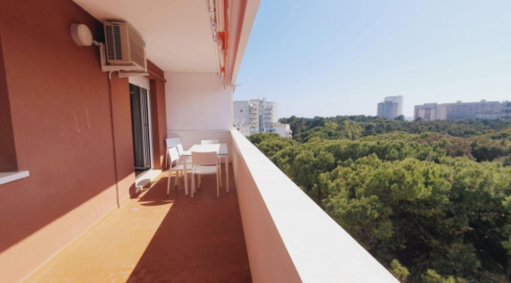 Well-equipped Apartment on the Seafront of Lignano