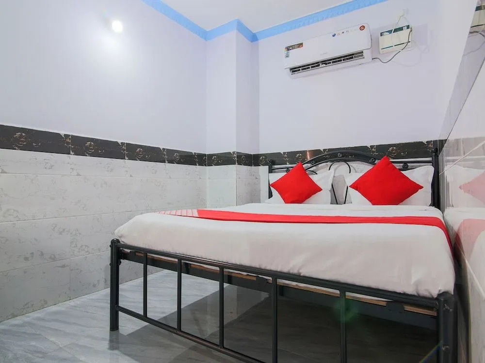 OYO 24246 Brother's Guest House