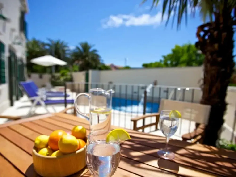 Adorable Villa With Swimming Pool and sea View