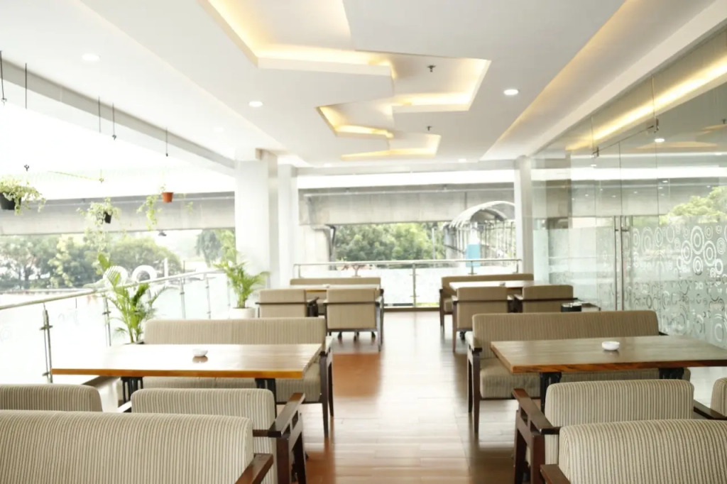 Terraz Tree Hotel