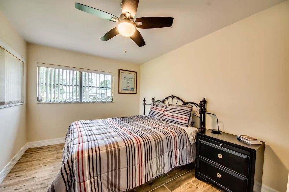 Villa Lux and Lavish - Cape Coral - Roelens Vacations
