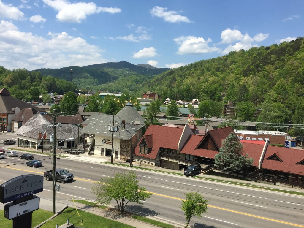 Clarion Pointe Downtown Gatlinburg