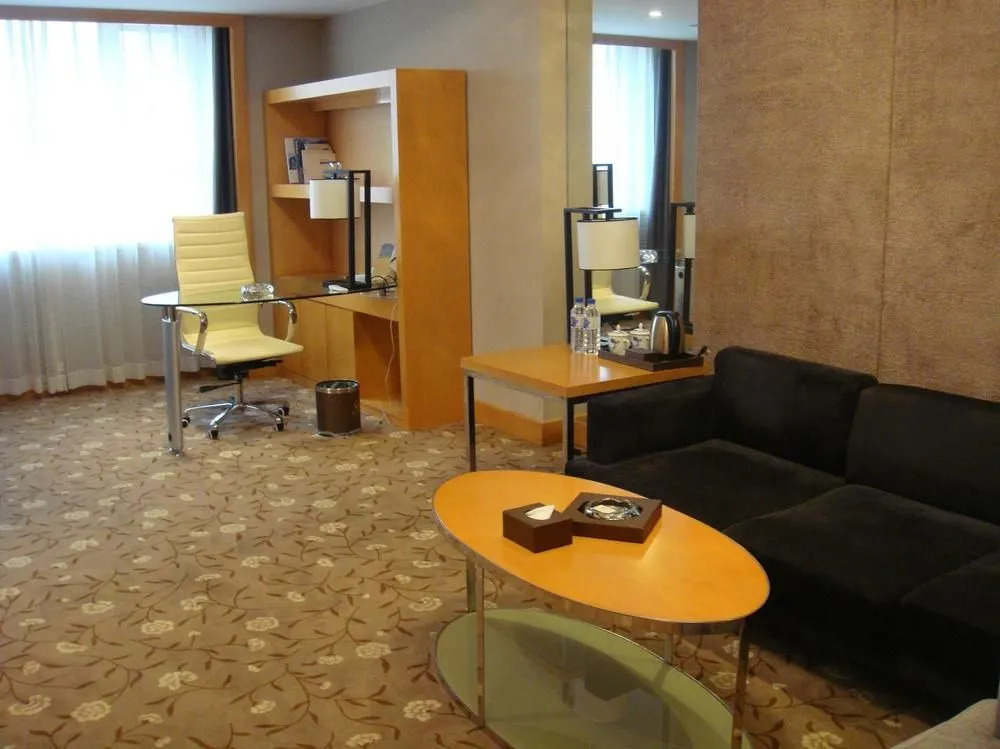 Xinmin Hotel