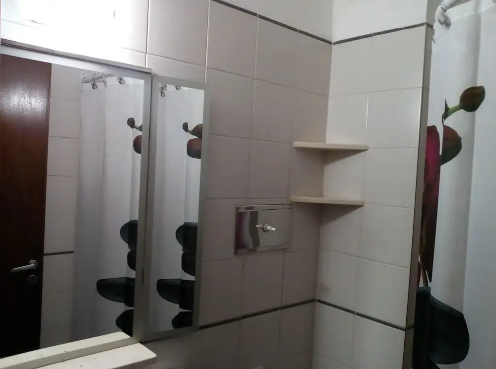 Güemes Rojo