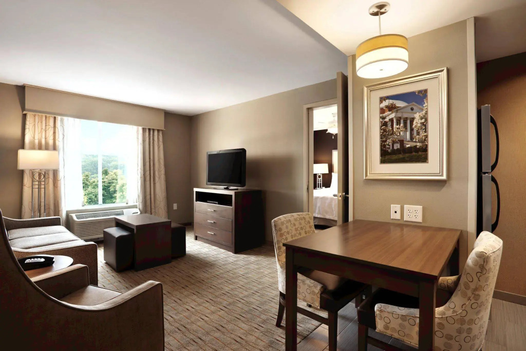 Homewood Suites by Hilton - Charlottesville
