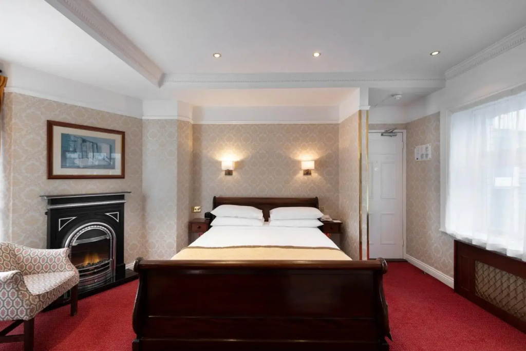 Wynns Hotel