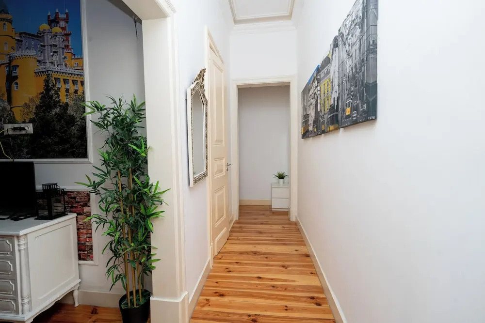 2 Bedroom Apartment Located Heart of Lisbon City