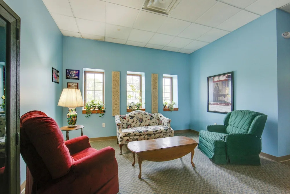 Pet-friendly New Kensington Apt w/ Shared Perks
