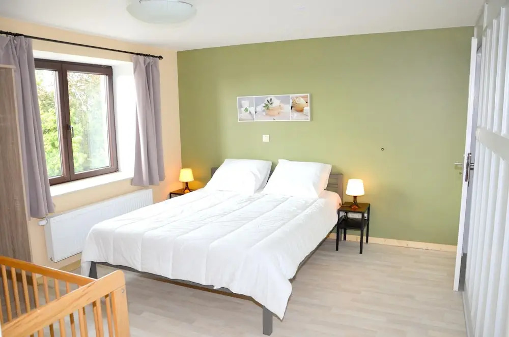 House With 5 Bedrooms in Stavelot, With Wonderful City View and Furnished Garden