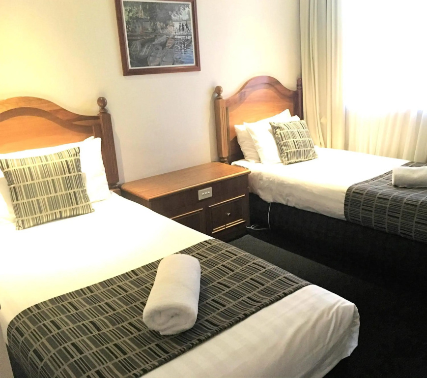 Best Western Ambassador Motor Inn & Apartments