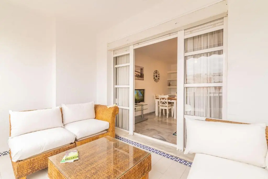 Well-located 3BDR Apartment in Fuengirola