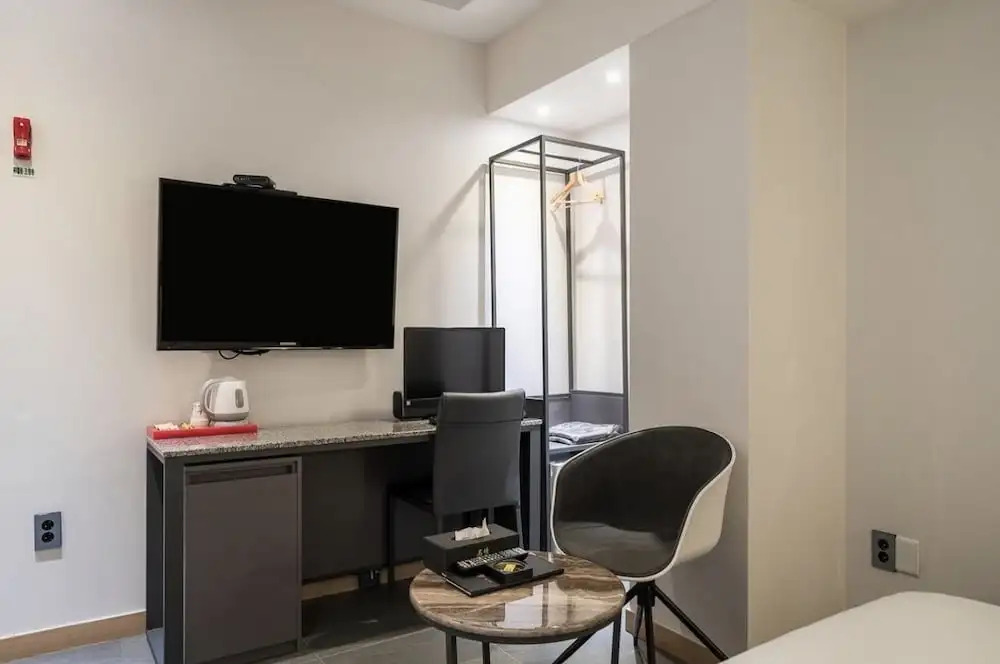 HOTEL MYEONG JAK