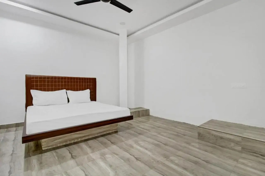 POP 80595K P2 Hotel And Resort
