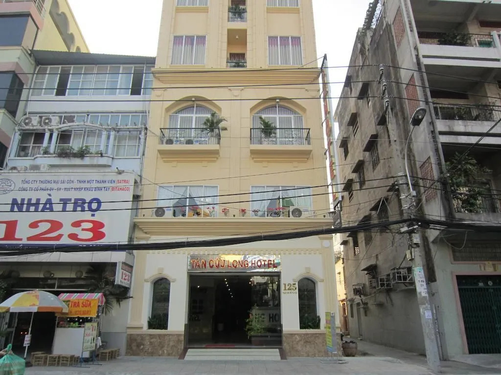 Tan Cuu Long Hotel
