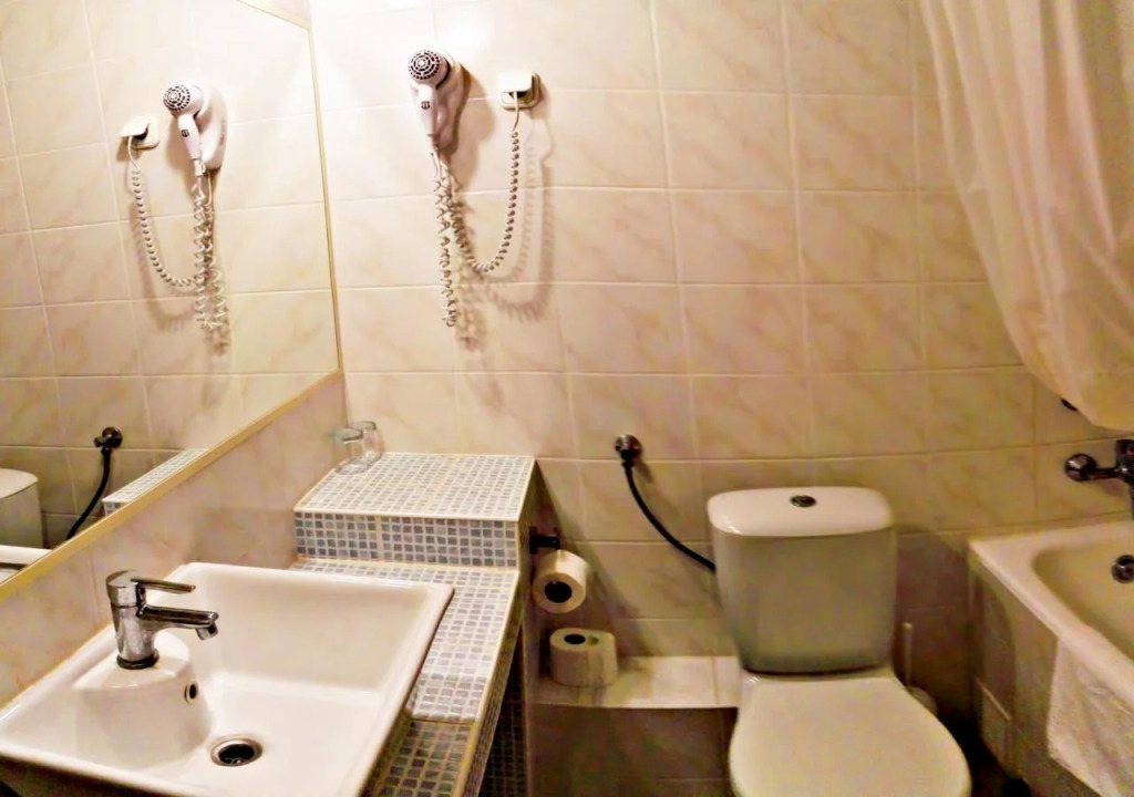 Hotel Tisza és Thermálfürdő