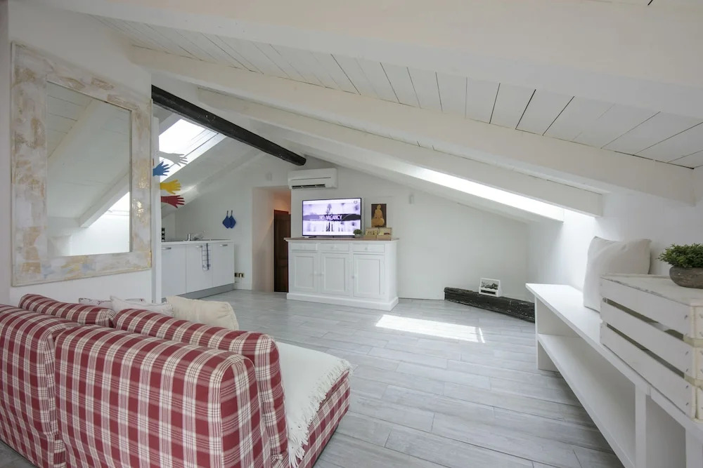 Fontana Rooms