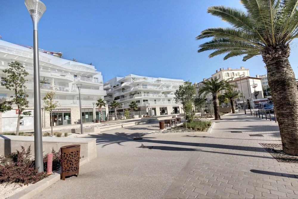 Apartment With 2 Bedrooms in Cannes, With Wonderful City View, Furnish
