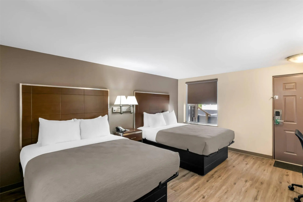 Quality Inn Waterbury East