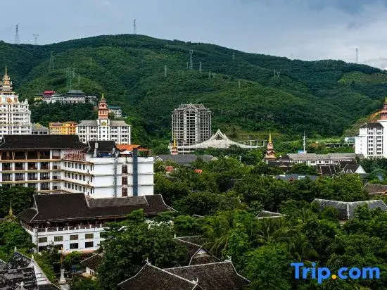 Xishuangbanna Jinghong Pan-Asia Smart Hotel (Gasa International Airport Railway Station)