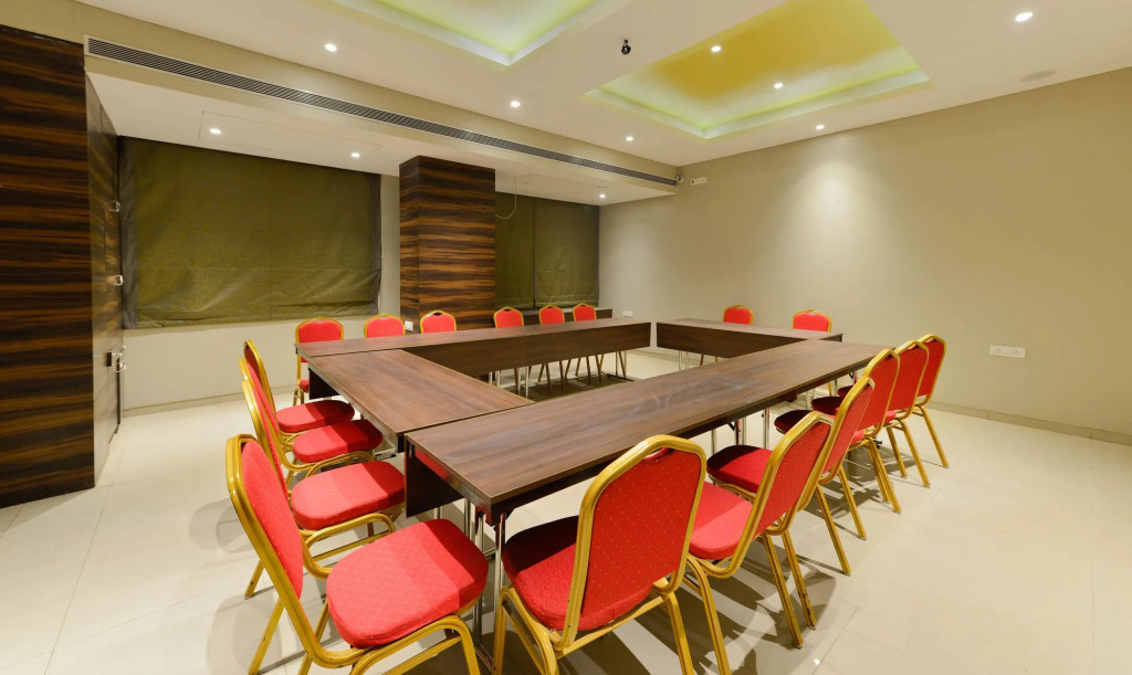 Click Hotel Vadodara