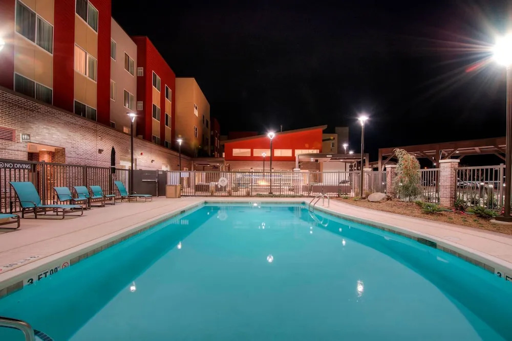 Fairfield Inn & Suites by Marriott Charlotte Airport