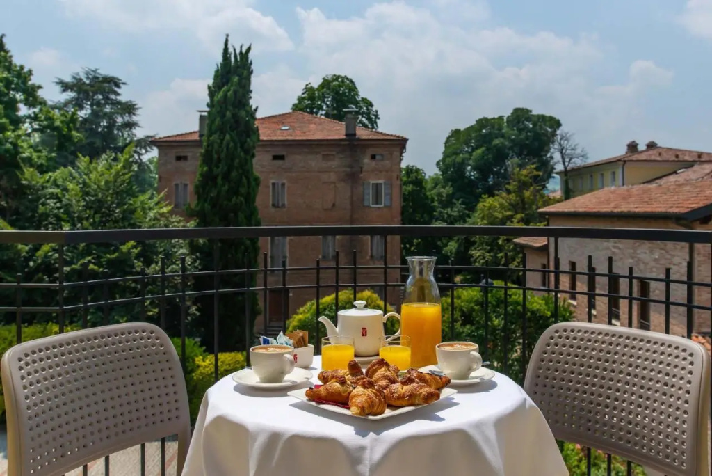 Maranello Palace