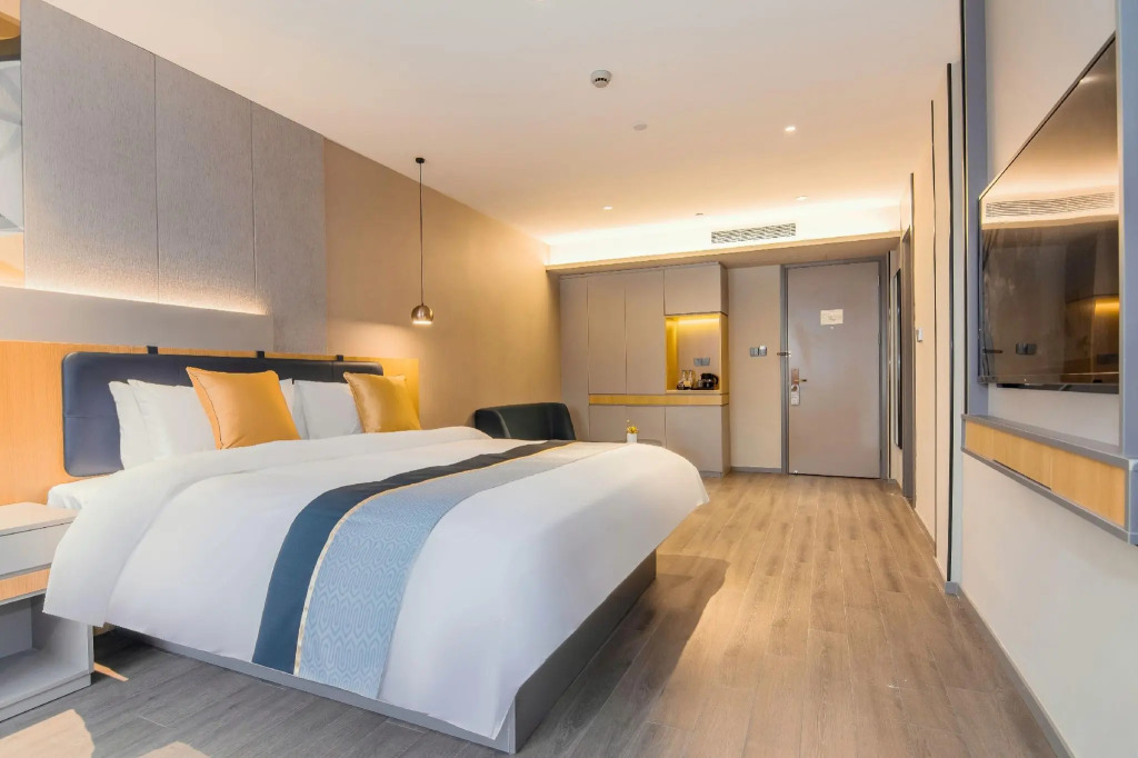 Home Inn Selected (Shanghai Expo Garden, Chengshan Road Metro Station)