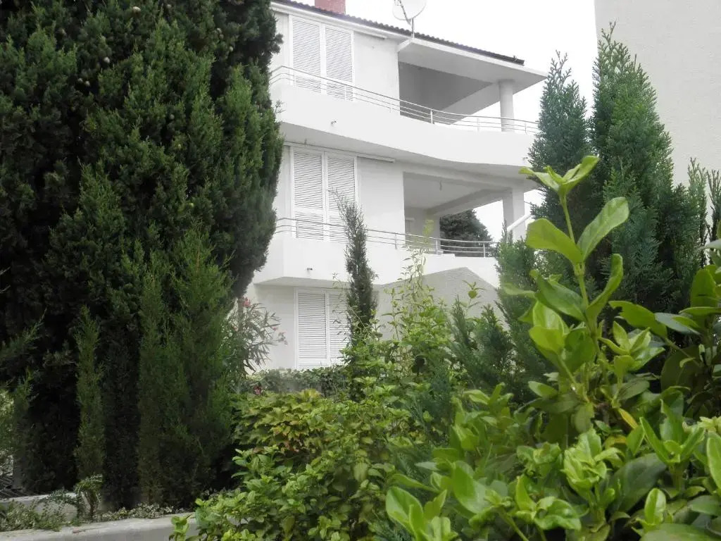 Apartments Preko