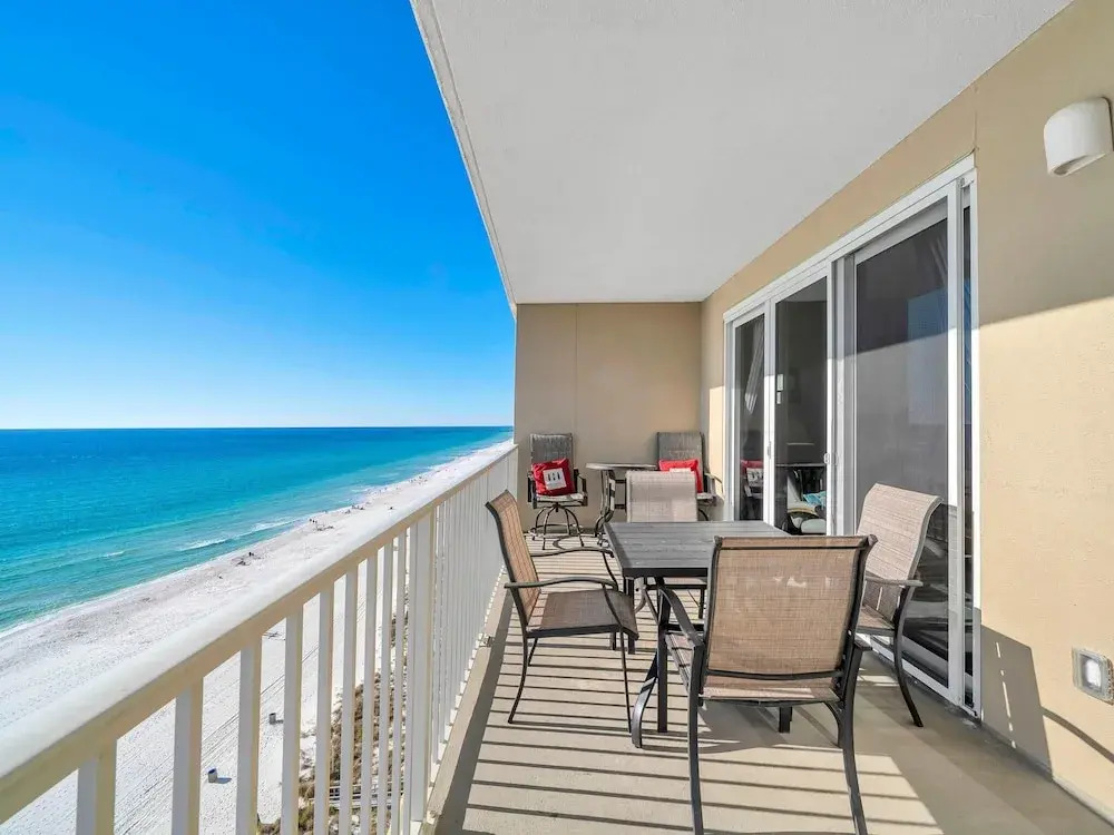 Grandview East 1004