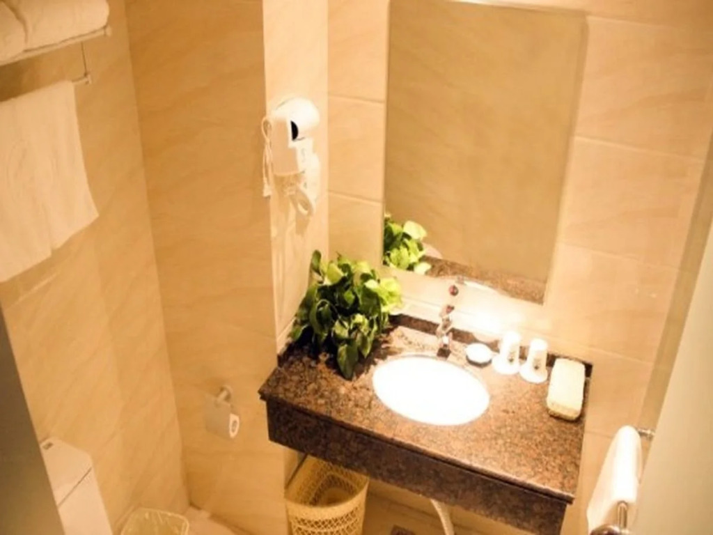 Greentree Inn Yantai University Business Hotel