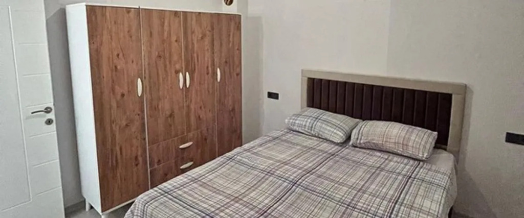 Ortacadaki Kir Eviniz