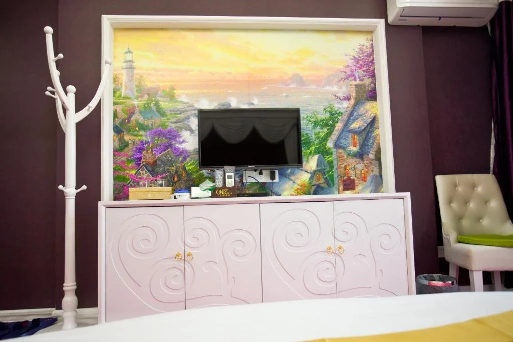 Wei Yi Theme Hotel