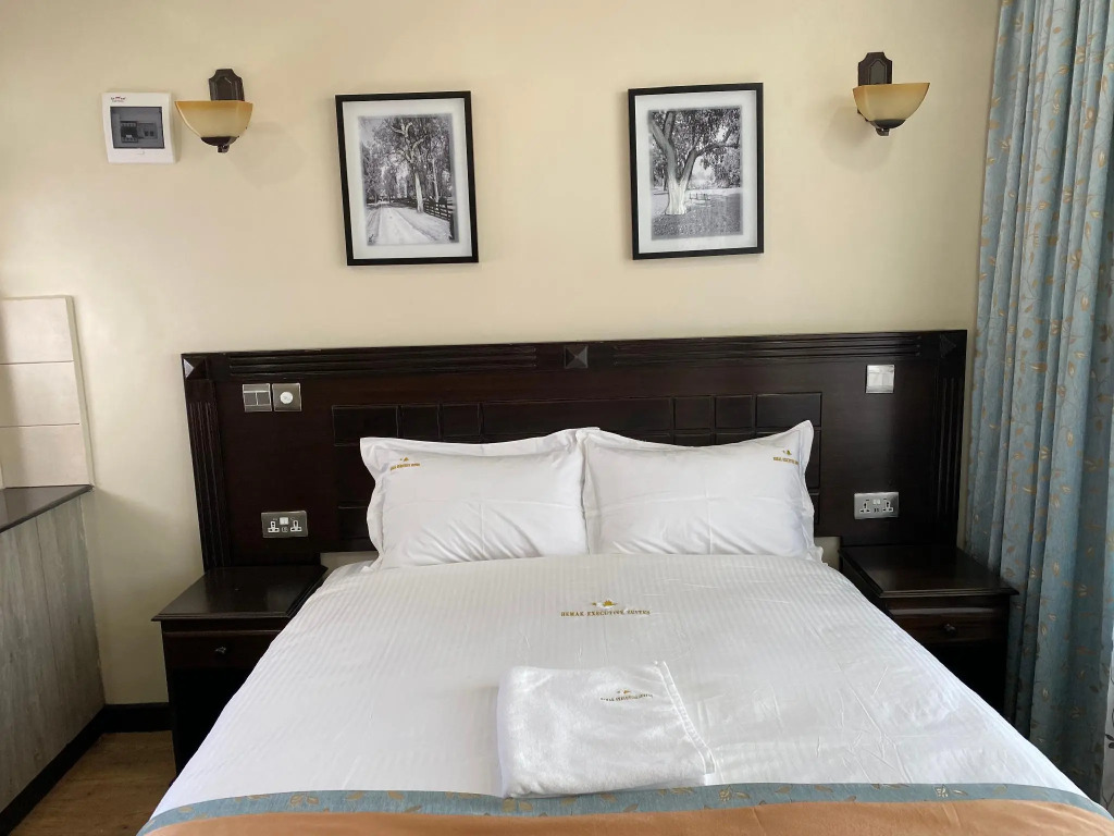 Hemak Suites
